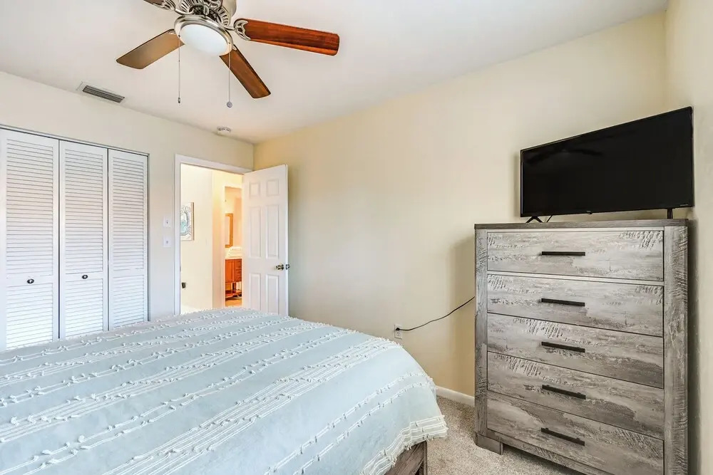 Hot Tub & Outdoor Pool: Bonita Springs Getaway!