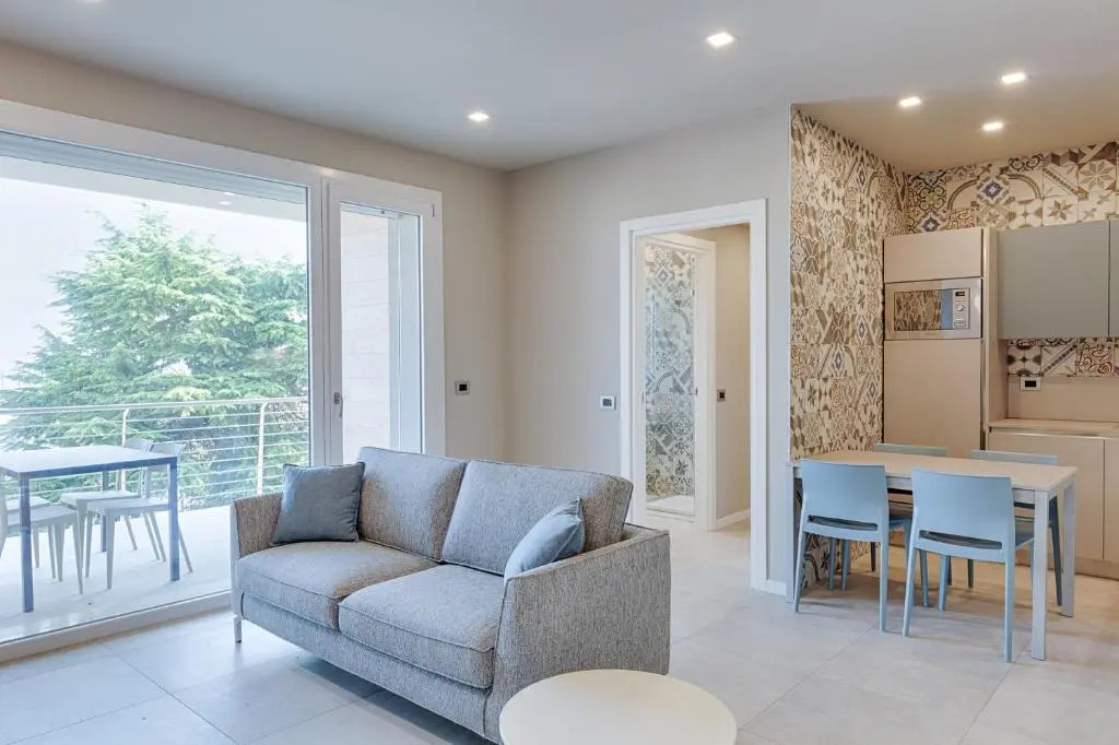 Homingarda Apartments, Pool & Garden, Near Lake Garda and Center