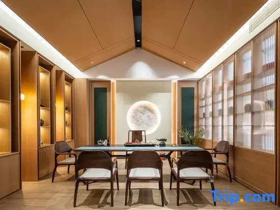 Rezen Hotel Kun Ming (Yunda West Road)