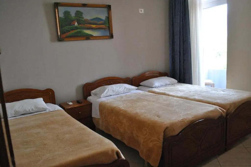 Eden Hotel