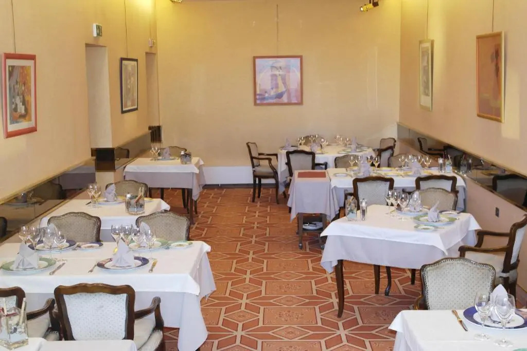 Hôtel Restaurant Des Lys