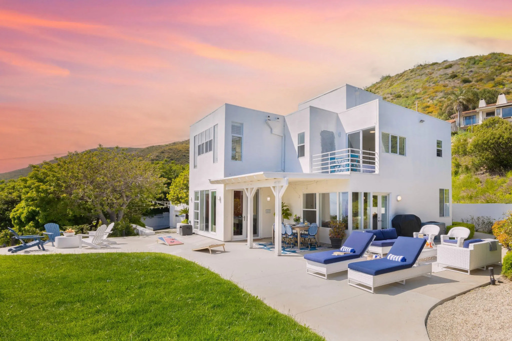 Stardust by Avantstay Views, Hot Tub, Pool Table