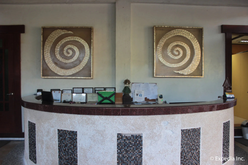 Playa Tropical Resort Hotel