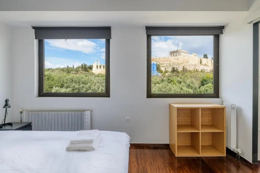 Holodek Apartments : Parthenon