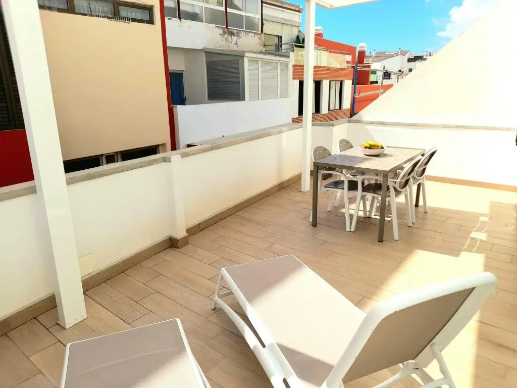 Malibú Canteras Ático 22 con Terraza - Penthouse with Terrace