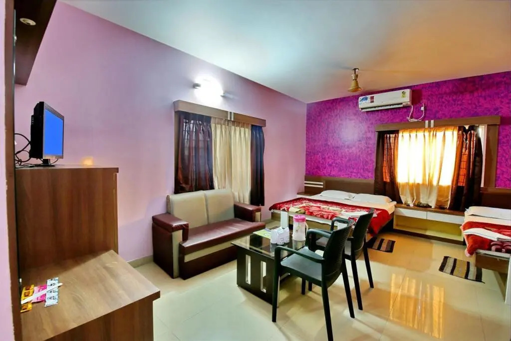 Hotel Rohini International
