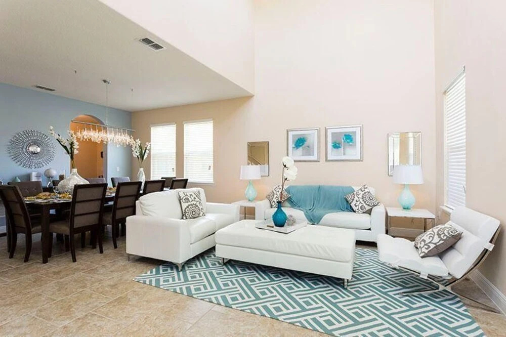 4221 Oakview Drive 6 Bedroom Home