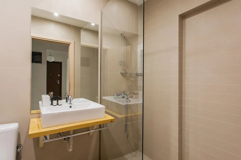Groovy 2BR Apartment in Koukaki