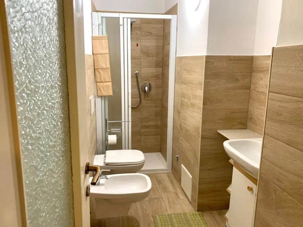 Casa Carla - cozy Apartment with garden -8 km to Bellagio!
