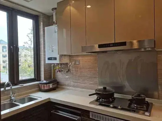 Qidong Risheng Donghai Holiday Apartment