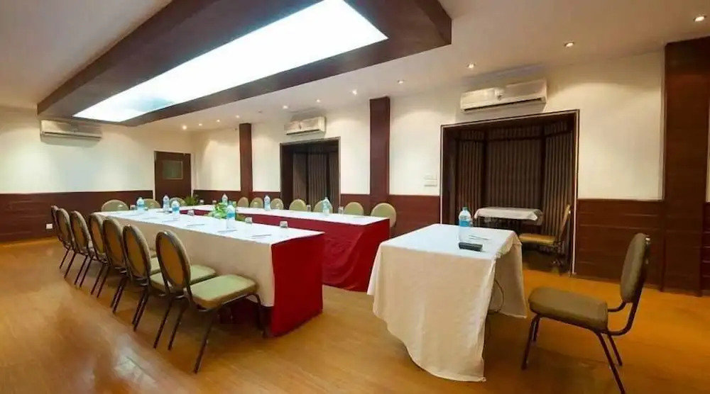 Siris 18 Gurgaon