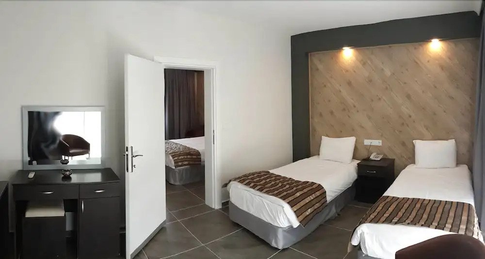 Hotel Kum