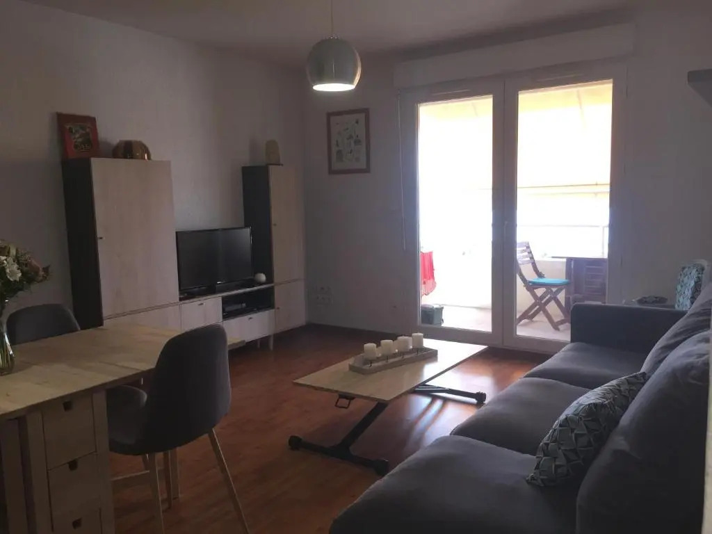 Appartement T3 classé 3 étoiles vue mer avec terrasse ,plage 2 minutes à pied