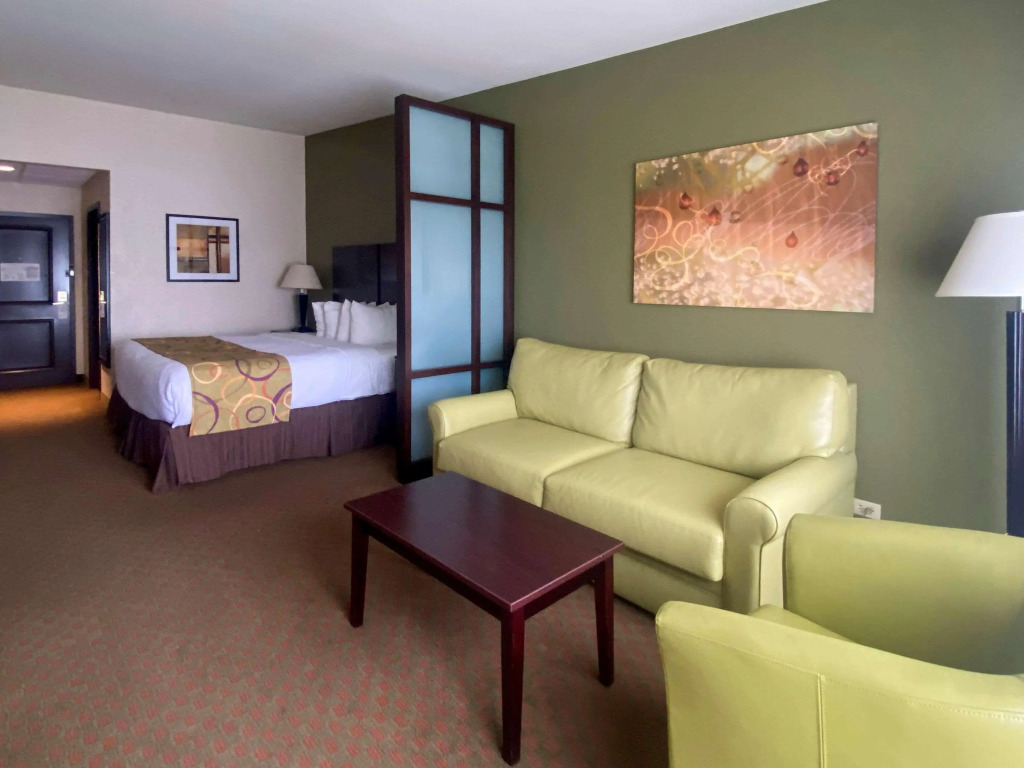Antioch Hotel & Suites
