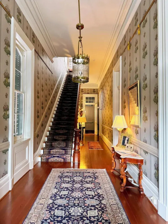 The Lanaux Mansion