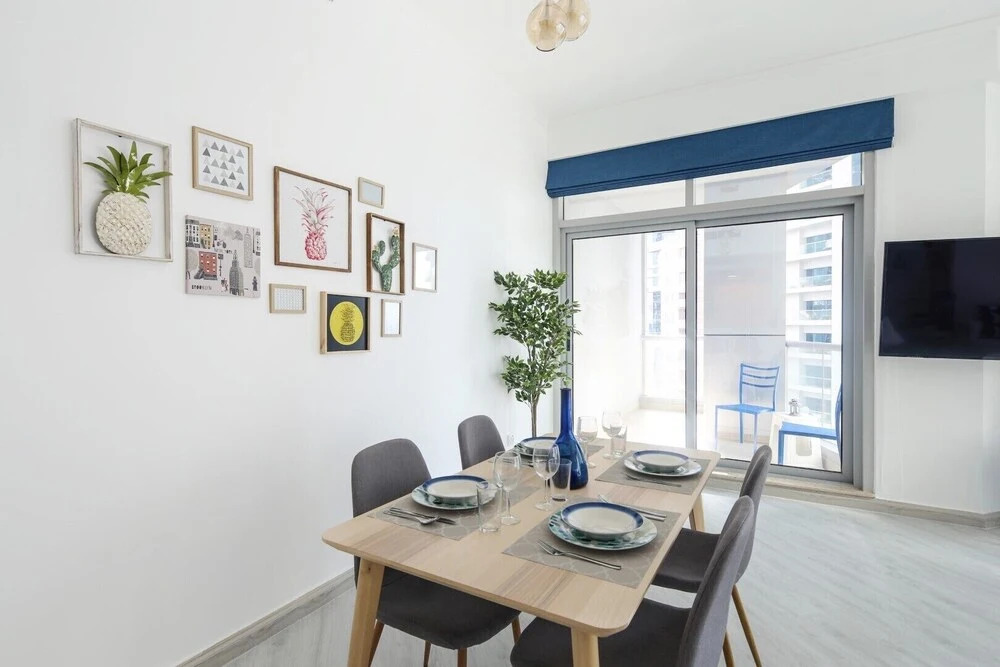 Modern + Light 2BR in Dubai Marina w/ Sea Views!