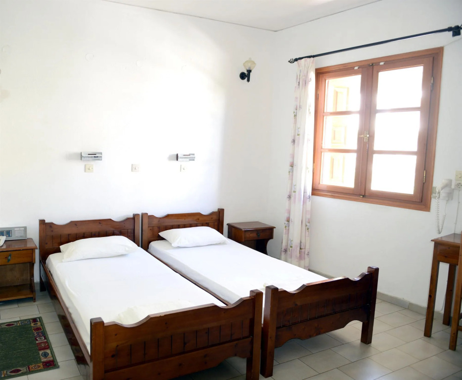 Anthemis Hotel