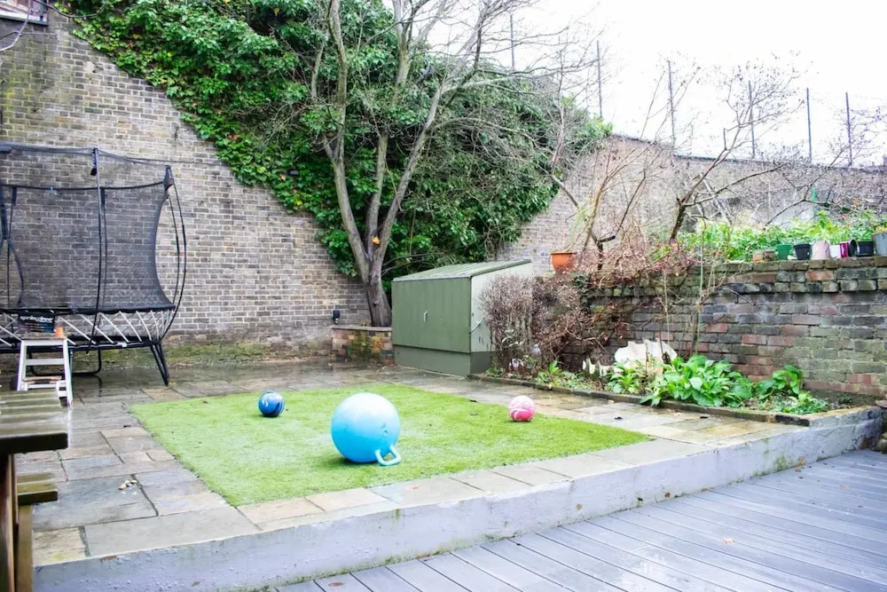 Stunning 5 Bedroom Family Home in East London