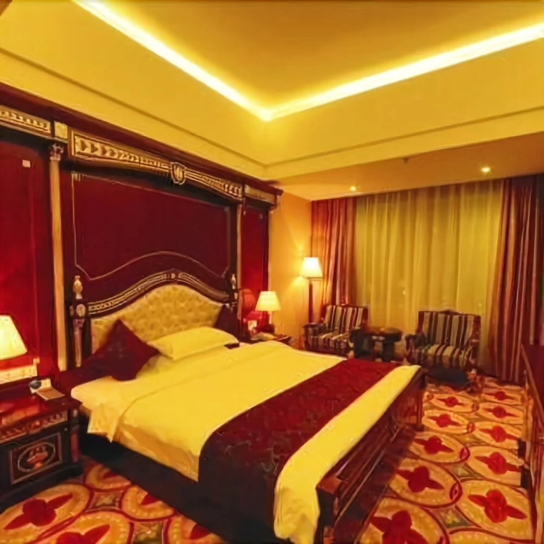 Longde International Hotel
