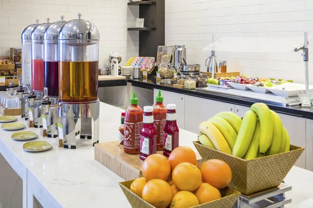 DoubleTree by Hilton Boston Logan Airport Chelsea