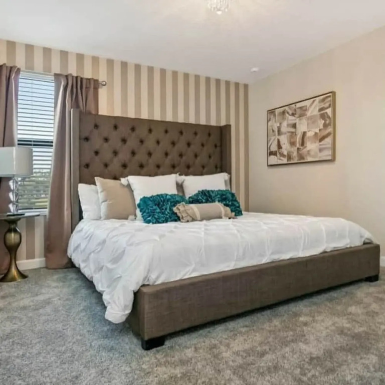 2901 Amazing 8BD Cinema and Game Room