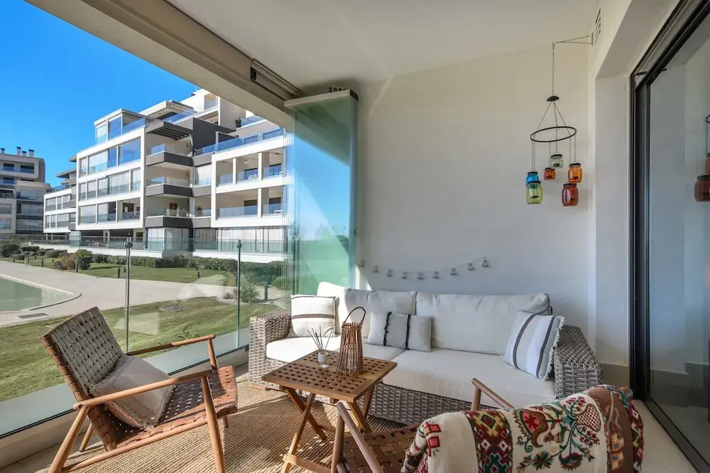 Seafront Apartment in Isla Canela