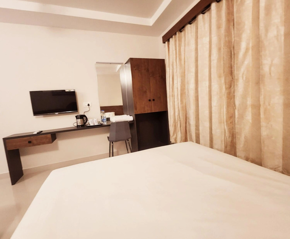 HOTEL PARK RAAMA