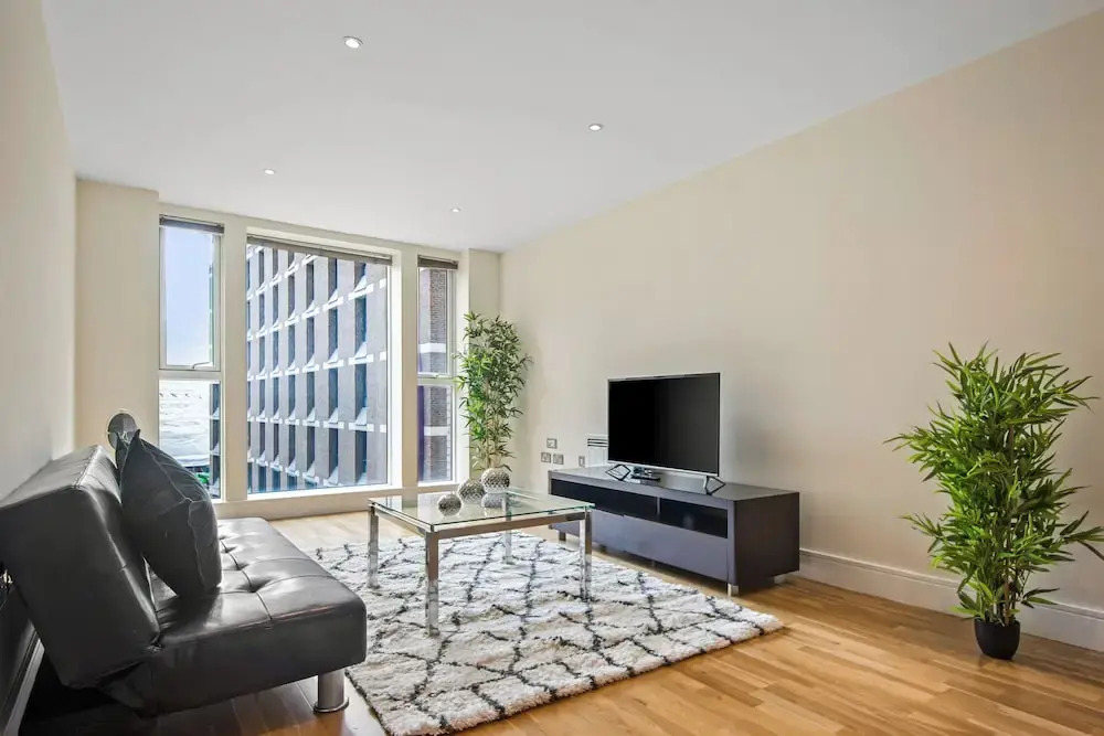 One Bed Apartment in Waterloo near Southwark
