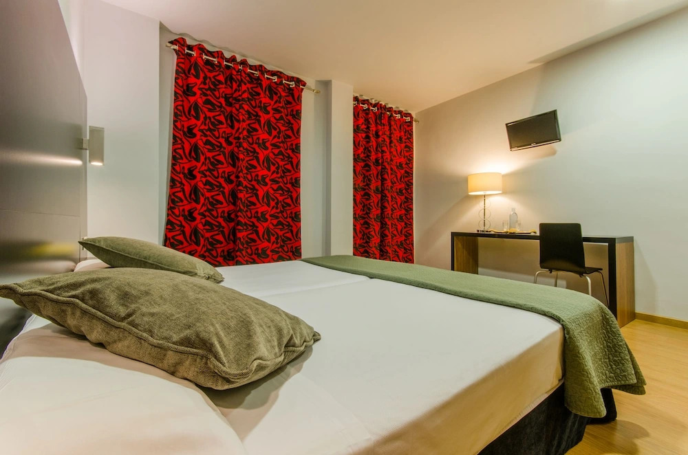 Hotel YIT Alcover