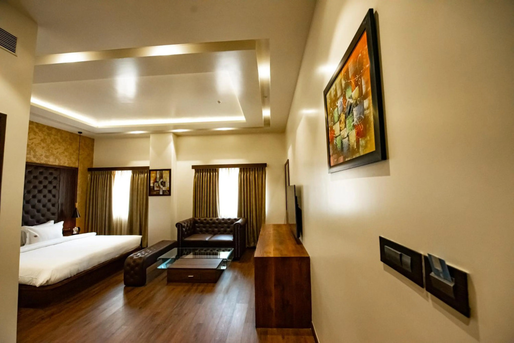 The Royal Palace Hotel 400703