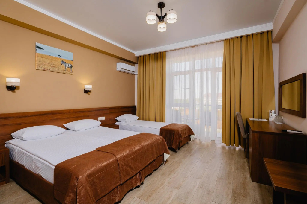 Family Pride Inn