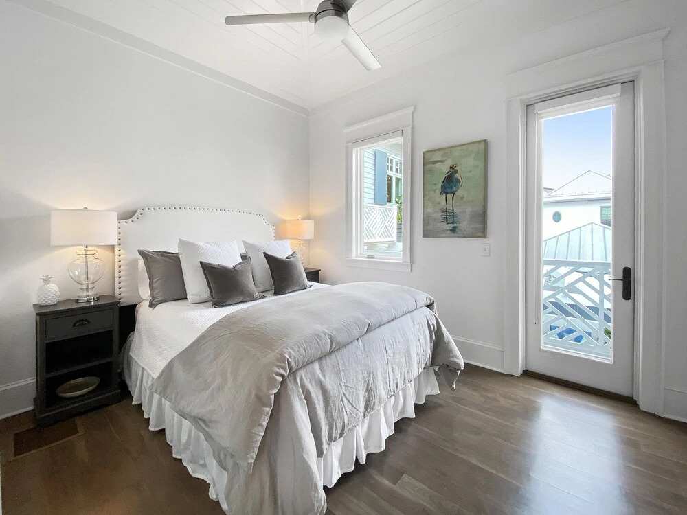 The At Rosemary Carriage House 1 Bedroom Villa by Redawning