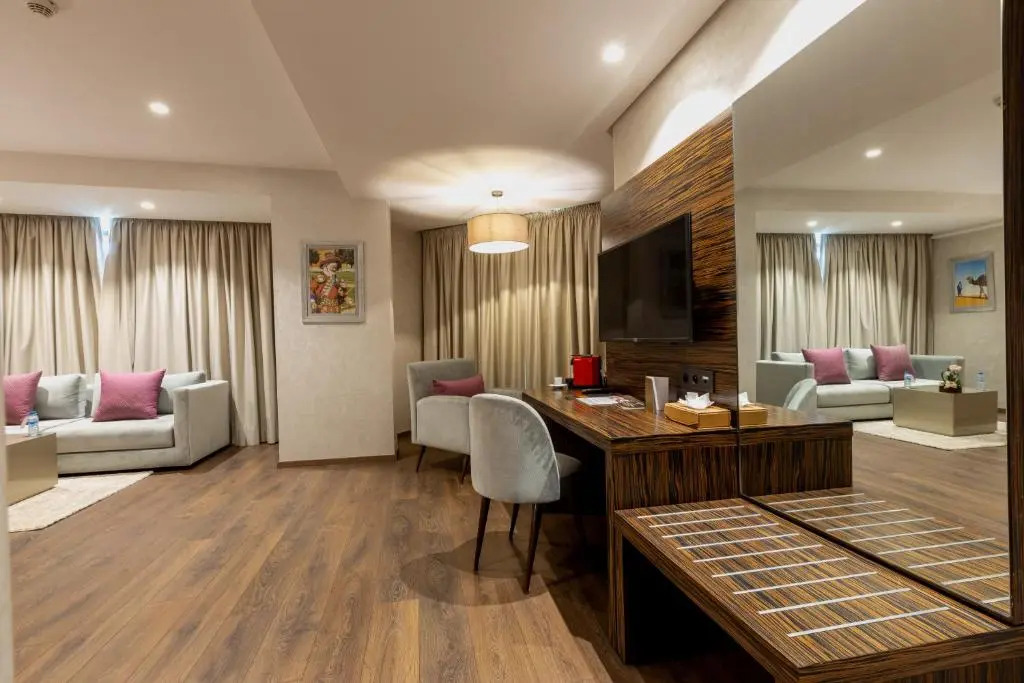 Nour Plazza Hotel