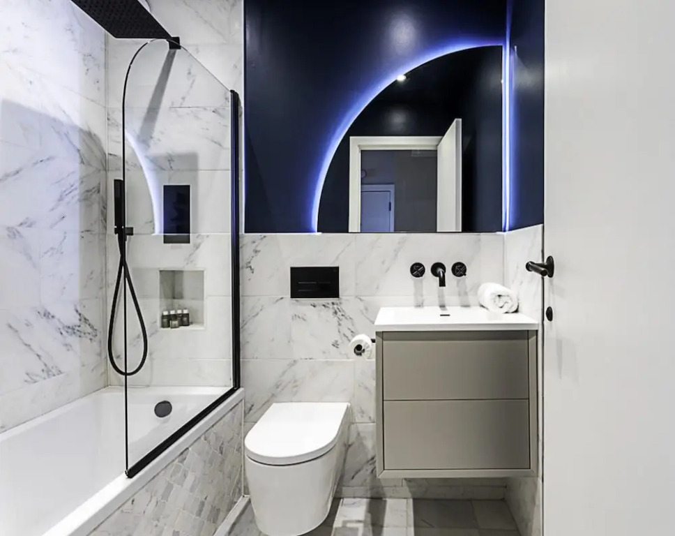 Well-decorated Notting Hill Flat
