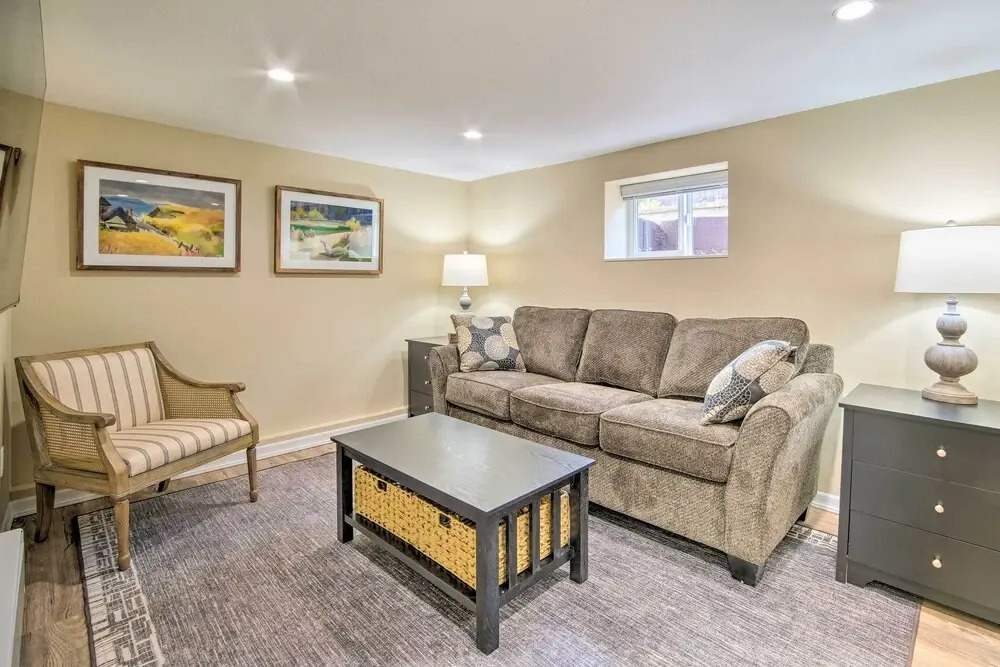 Cozy North Bend Getaway in Walkable Location!