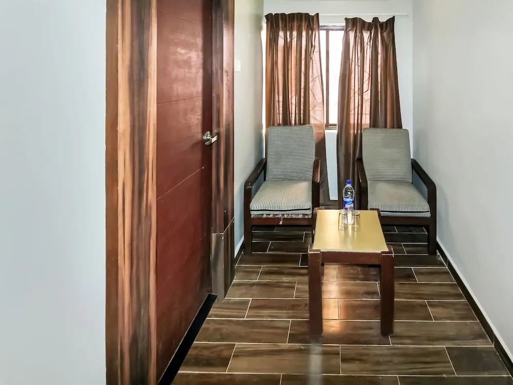 OYO 12522 Hotel Panchganga