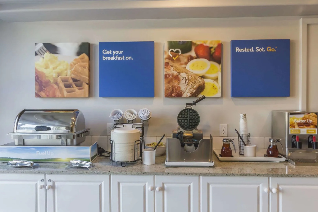 Comfort Inn & Suites
