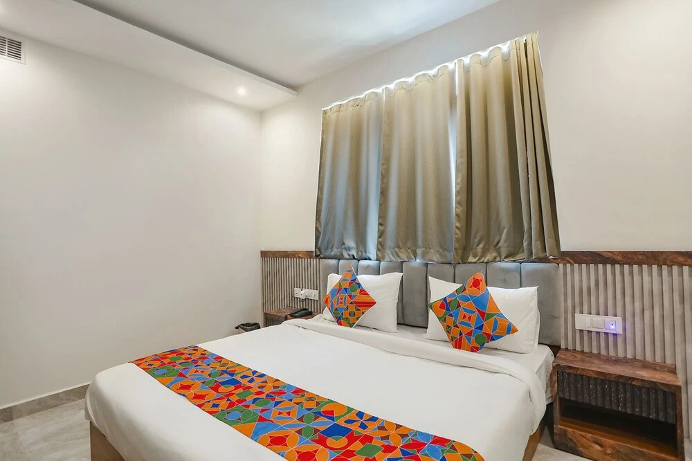 FabHotel Royale 116