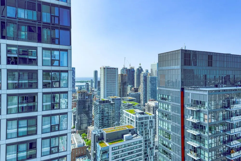 Dundas District Suites