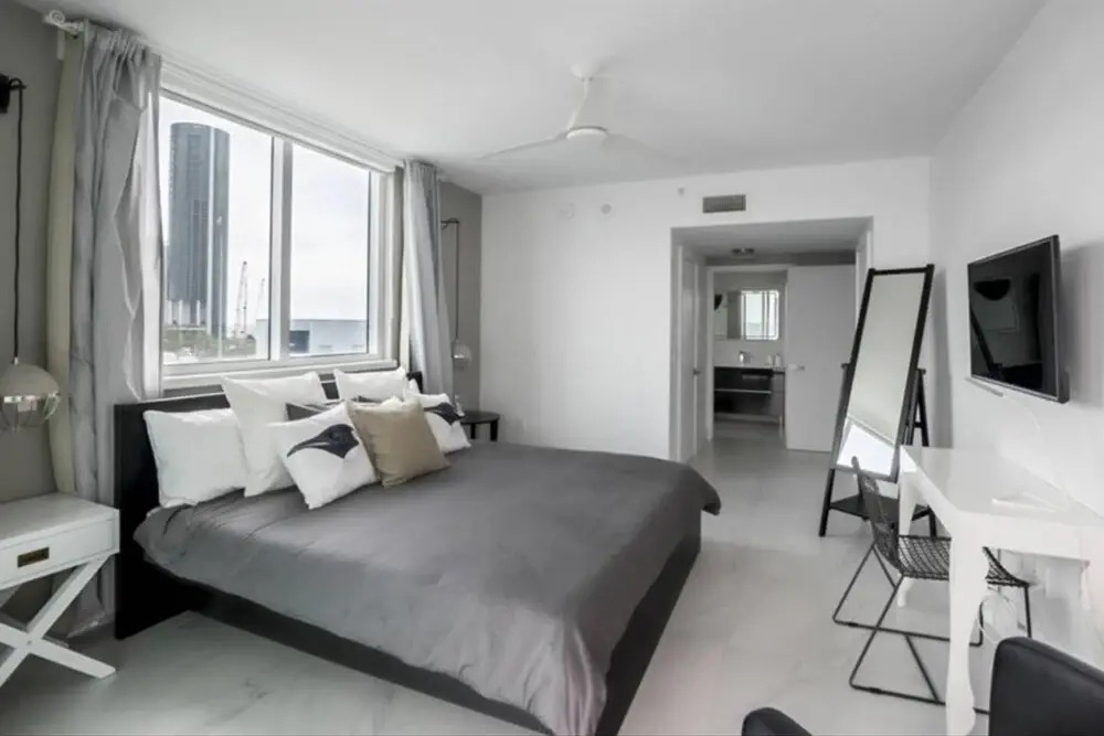 Le Marina Bay 810 by Go Florida Condo, Sunny Isles