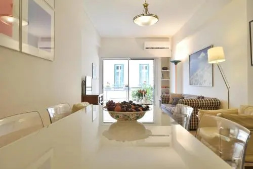 Architect Designers Apartment in Kolonaki