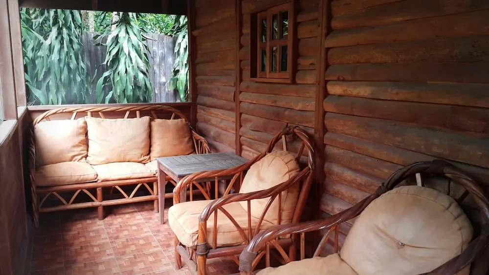 Hotel Cabañas La Teca
