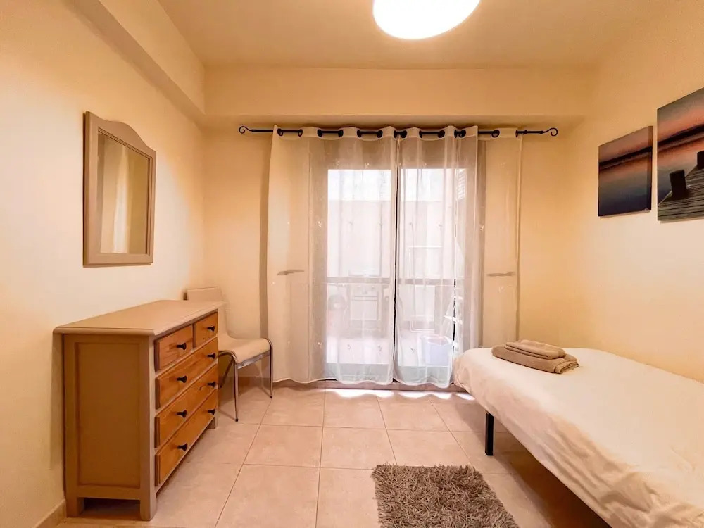 Apartment Near Beach With Pools and hot tub