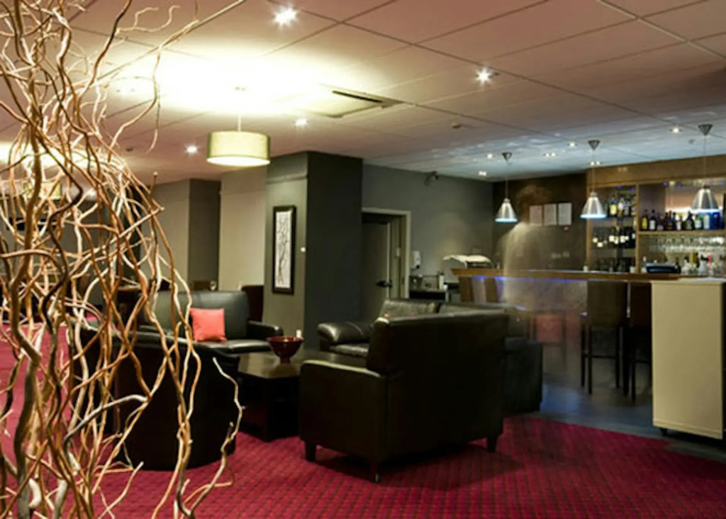 Emerald Hotel