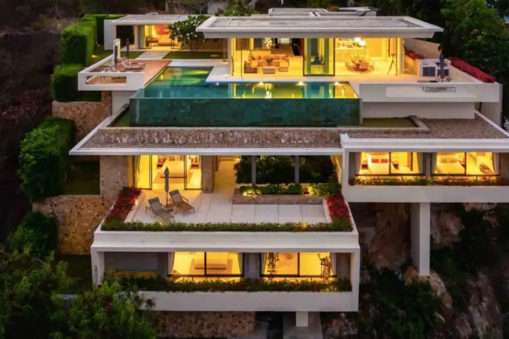 Ultimate Luxury Villa, Fantastic 180° Sea View !