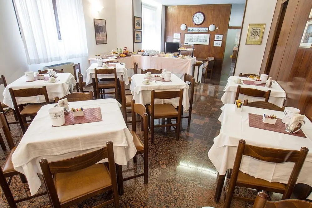 Hotel Mantegna