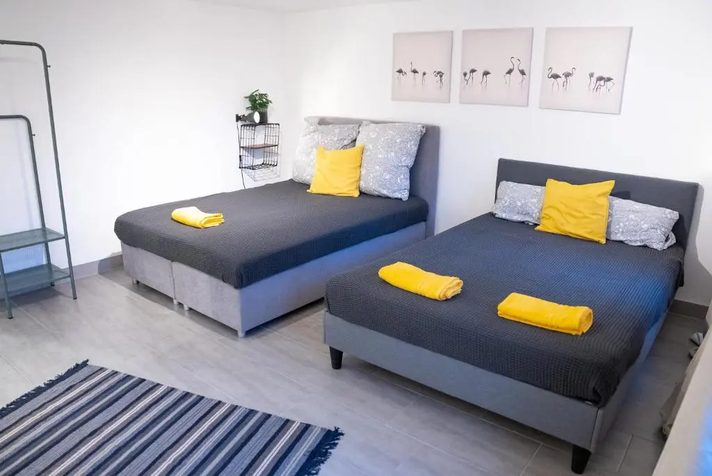 Hamburg Altona - 3 Bedrooms for up to 10