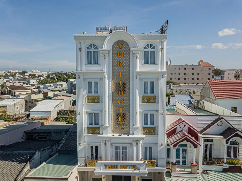 Yurii Hotel