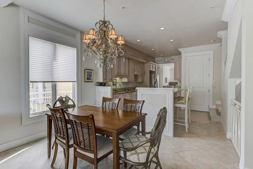 534 Avanti Villa on Grand Canal 4 Bedrooms 3 Bathrooms Townhouse