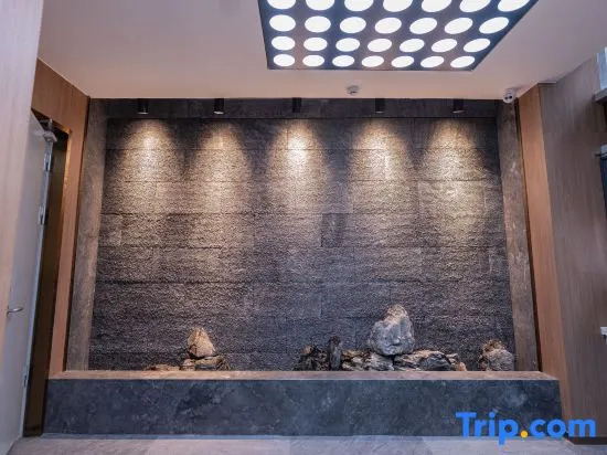 Taiyuan Jinxiu Yudu Hotel (Jinyang Lake Park North Gate 1)